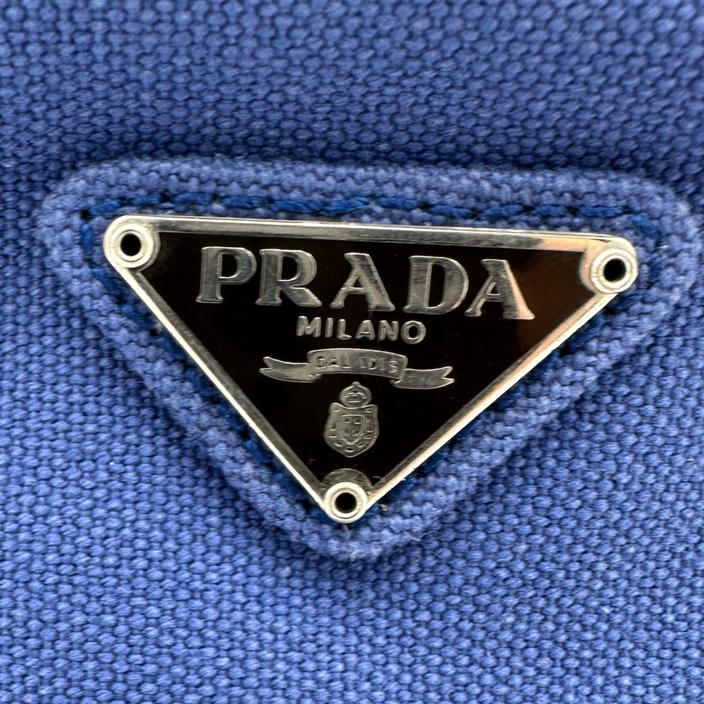 PRADA Bag, Pouch, Case, Makeup, Toiletries, Unisex - Picture 2 of 14